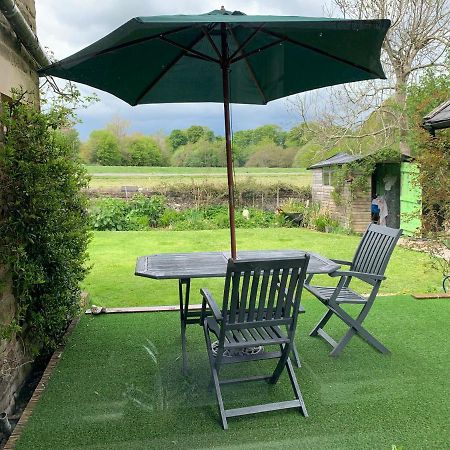 Spacious With Spectacular Views And Private Garden Villa Buxton  Exteriör bild