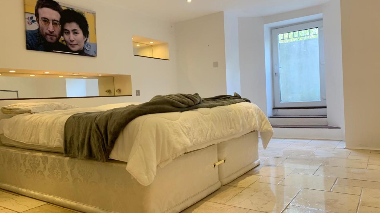 Spacious With Spectacular Views And Private Garden Villa Buxton  Exteriör bild